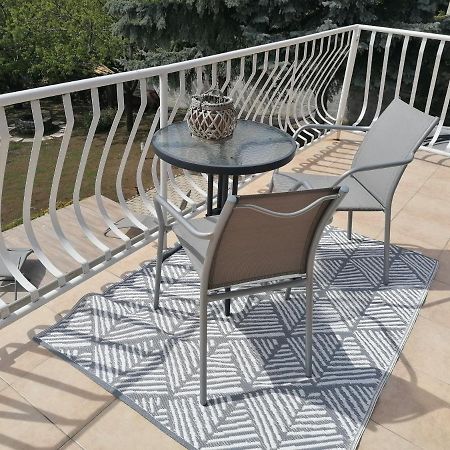 Balatonfuered Apartmanhaz Exterior photo